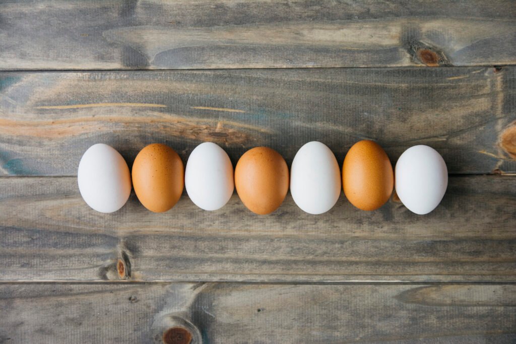 Brown Eggs vs White Eggs: Which Is Actually Healthier?