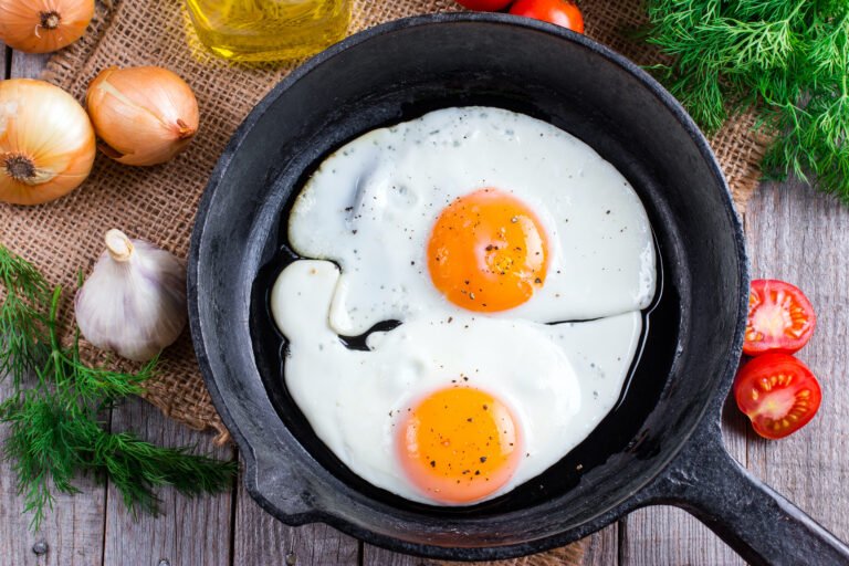 Fried eggs